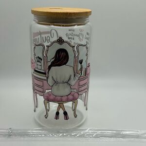 Glass Can Tumbler, 16 onzas, with bamboo Lid and Plastic Straw Included.